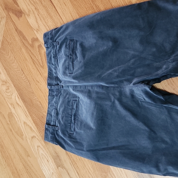 Gap Chinos - Picture 6 of 9